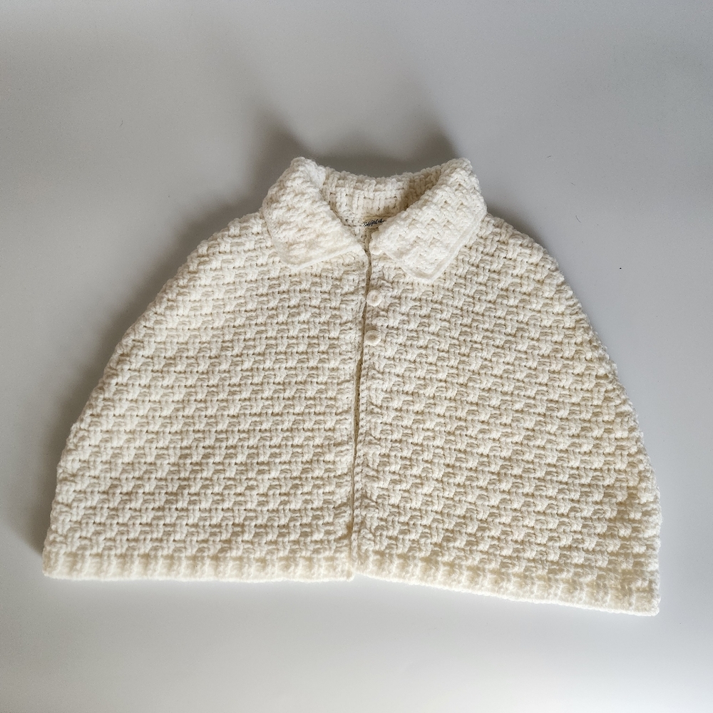Saks Fifth Avenue vintage yarn hand knit cape caplet cream winter white evening